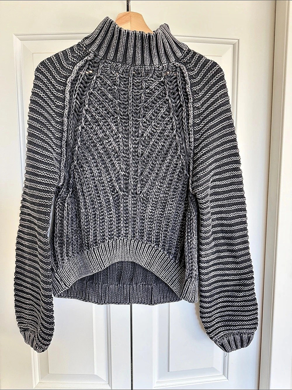 Free People Cotton Turtleneck Sweater Size XS Like New